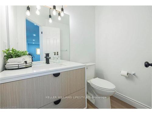 Photo 23 of 22 Penrith Crescent, London, North A — HOMEH