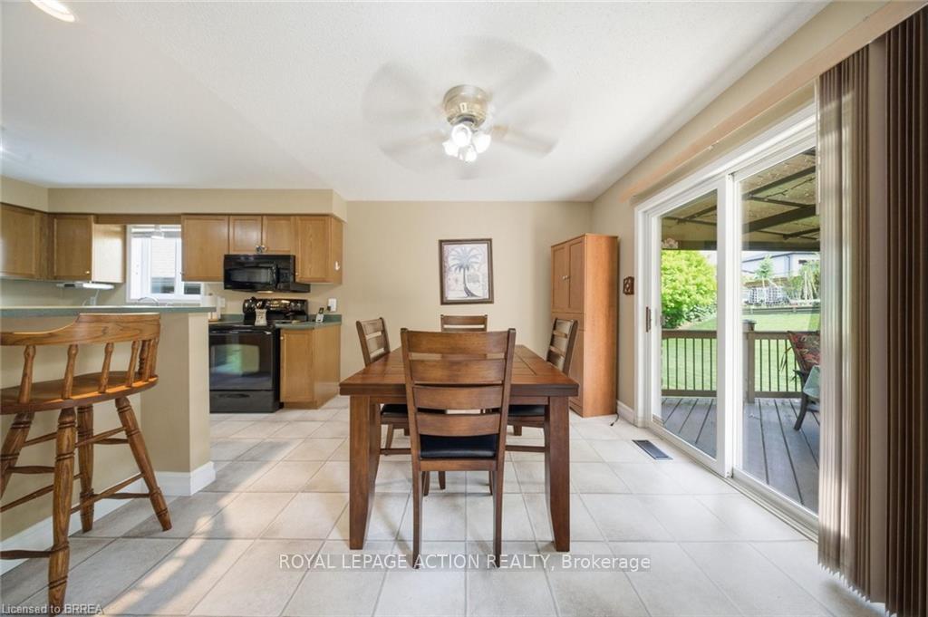 Photo 15 of 20 Melran Drive, Cambridge, Hespeler Village — HOMEH