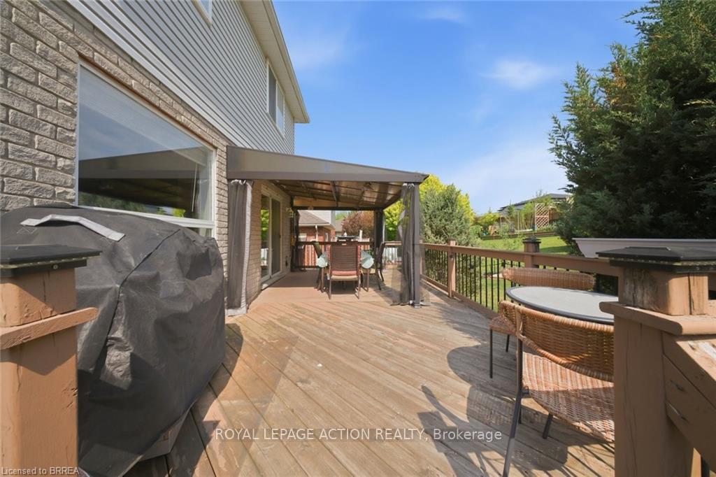 Photo 30 of 20 Melran Drive, Cambridge, Hespeler Village — HOMEH