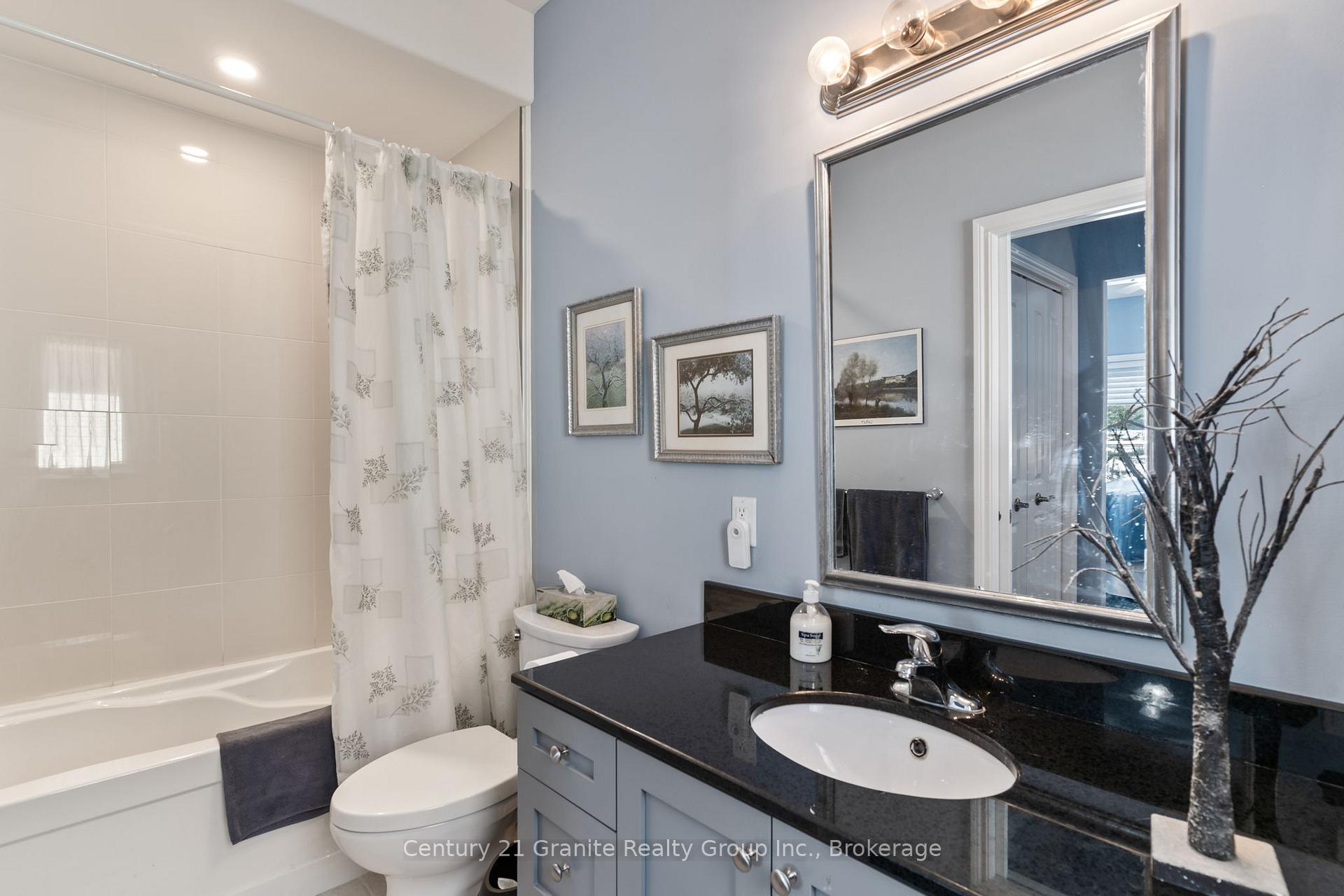 Photo 23 of 17 Webb Circle, Dysart et al, Dysart — HOMEH