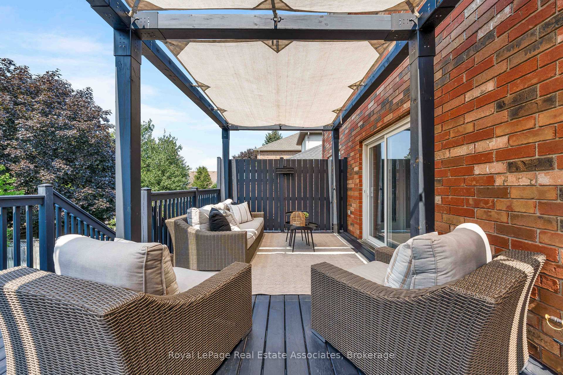 Photo 19 of 5 Volterra Court, Hamilton, Waterdown — HOMEH