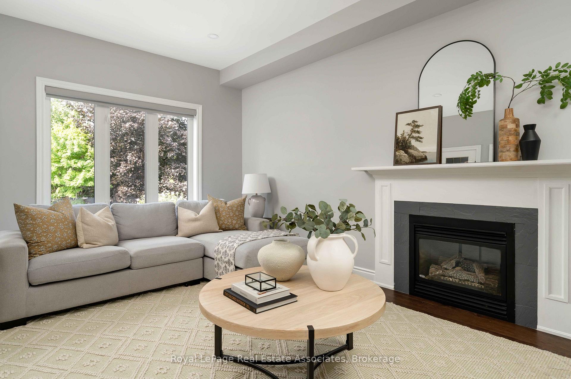 Photo 21 of 5 Volterra Court, Hamilton, Waterdown — HOMEH