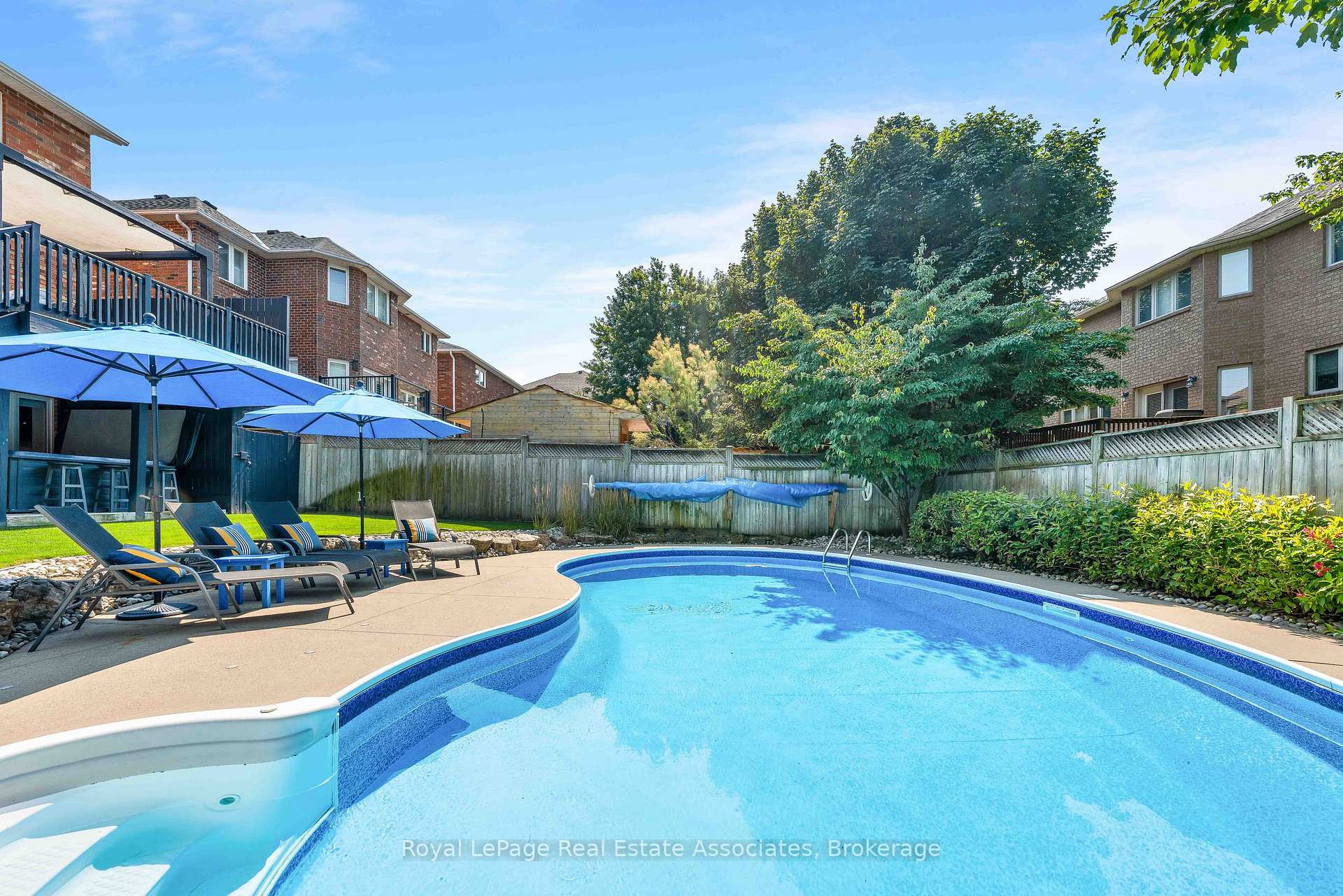 Photo 40 of 5 Volterra Court, Hamilton, Waterdown — HOMEH