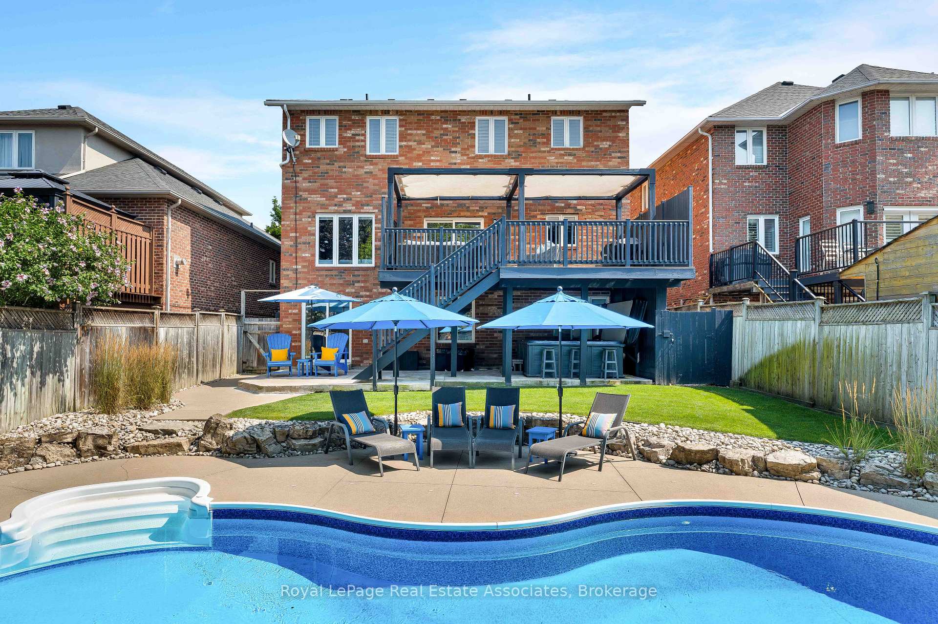 Photo 41 of 5 Volterra Court, Hamilton, Waterdown — HOMEH