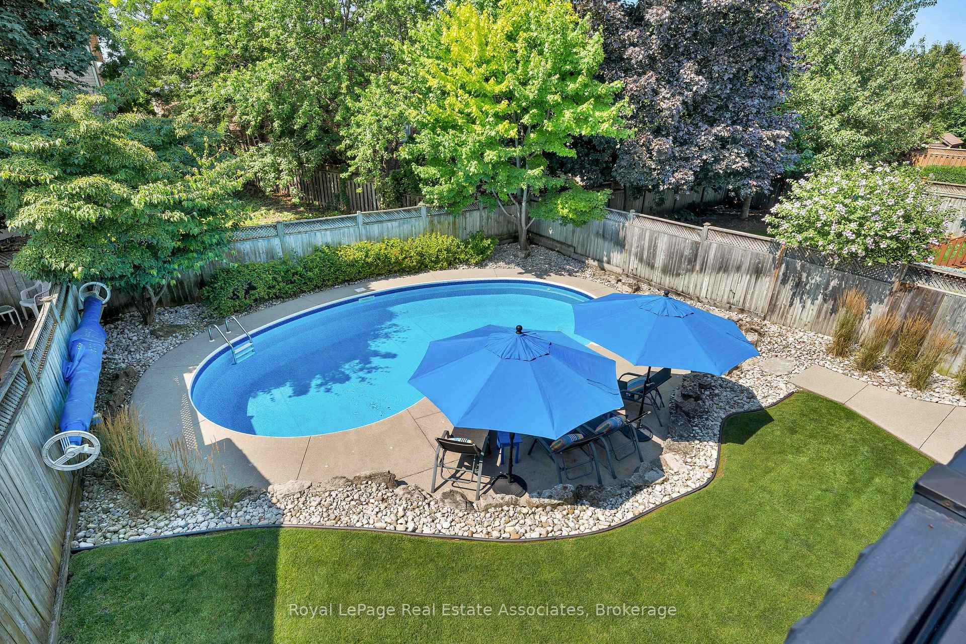 Photo 47 of 5 Volterra Court, Hamilton, Waterdown — HOMEH