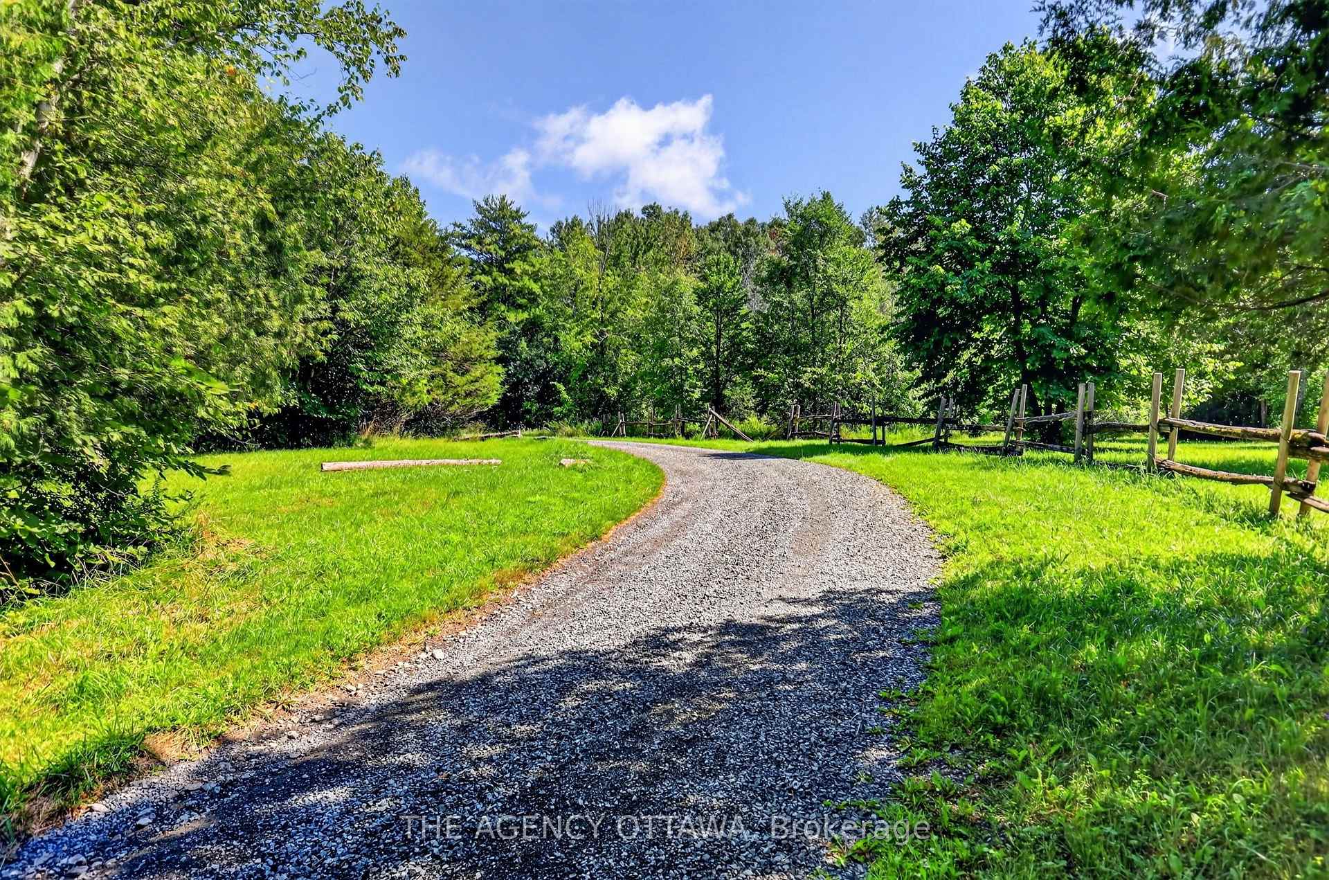 Photo 3 of 00 Piper'S Bay Lane, Rideau Lakes, Rideau Lakes (North Crosby) Twp — HOMEH
