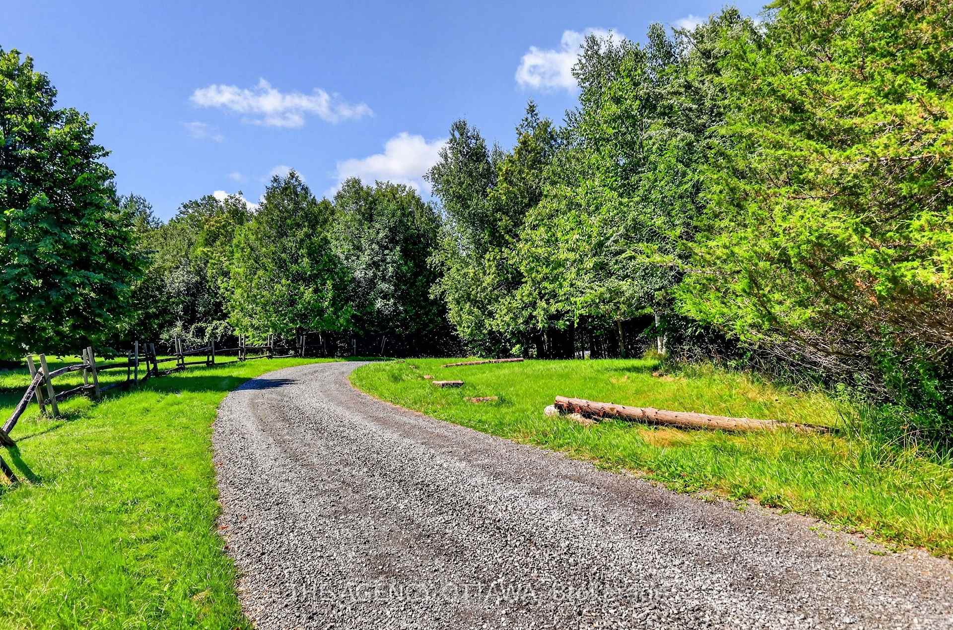 Photo 5 of 00 Piper'S Bay Lane, Rideau Lakes, Rideau Lakes (North Crosby) Twp — HOMEH