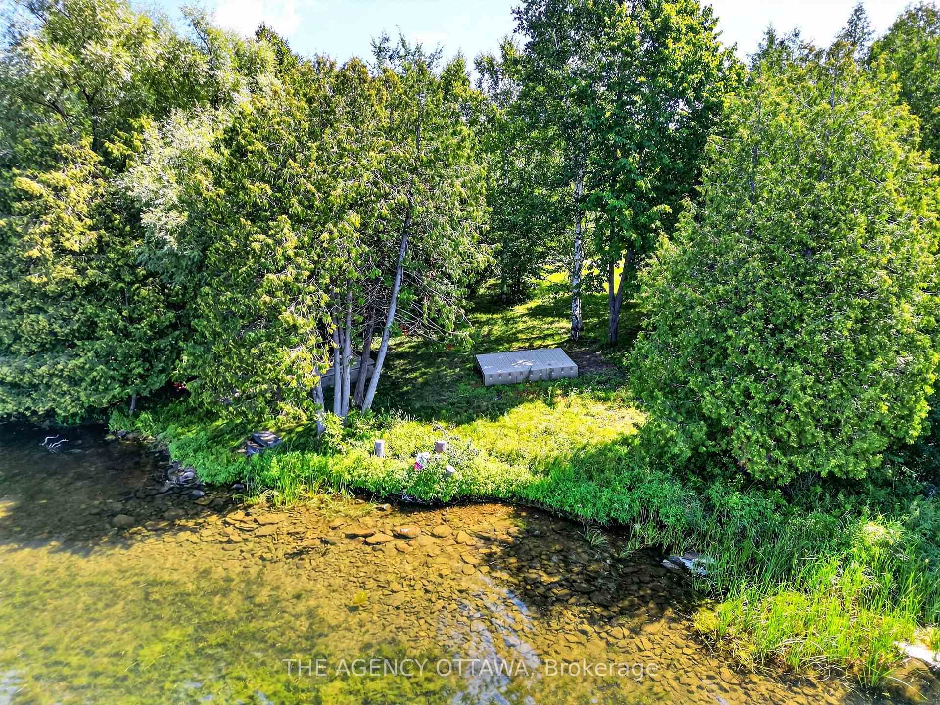 Photo 18 of 00 Piper'S Bay Lane, Rideau Lakes, Rideau Lakes (North Crosby) Twp — HOMEH
