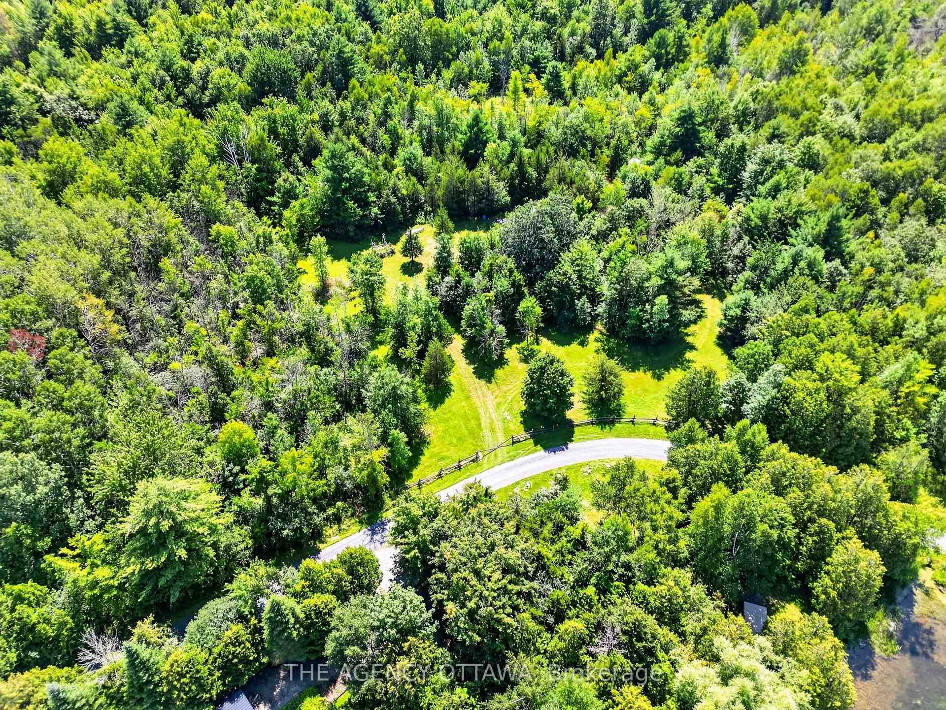 Photo 25 of 00 Piper'S Bay Lane, Rideau Lakes, Rideau Lakes (North Crosby) Twp — HOMEH