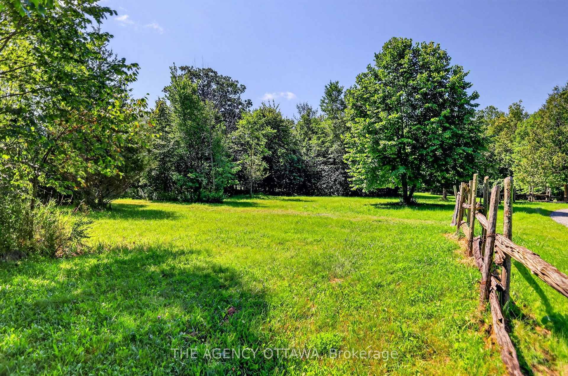 Photo 41 of 00 Piper'S Bay Lane, Rideau Lakes, Rideau Lakes (North Crosby) Twp — HOMEH