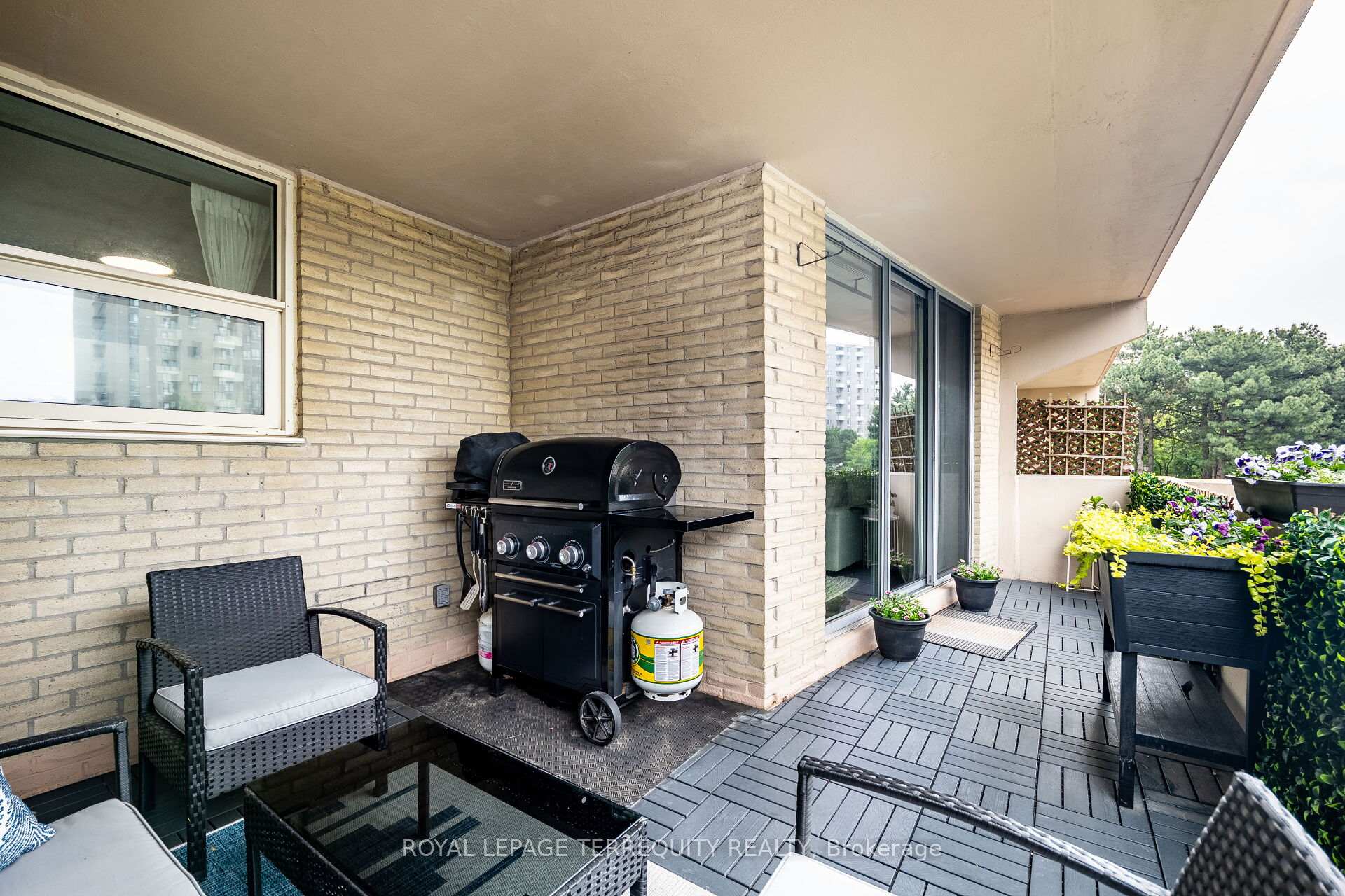 Photo 32 of Unit 210, 299 Mill Road, Etobicoke, Markland Wood — HOMEH