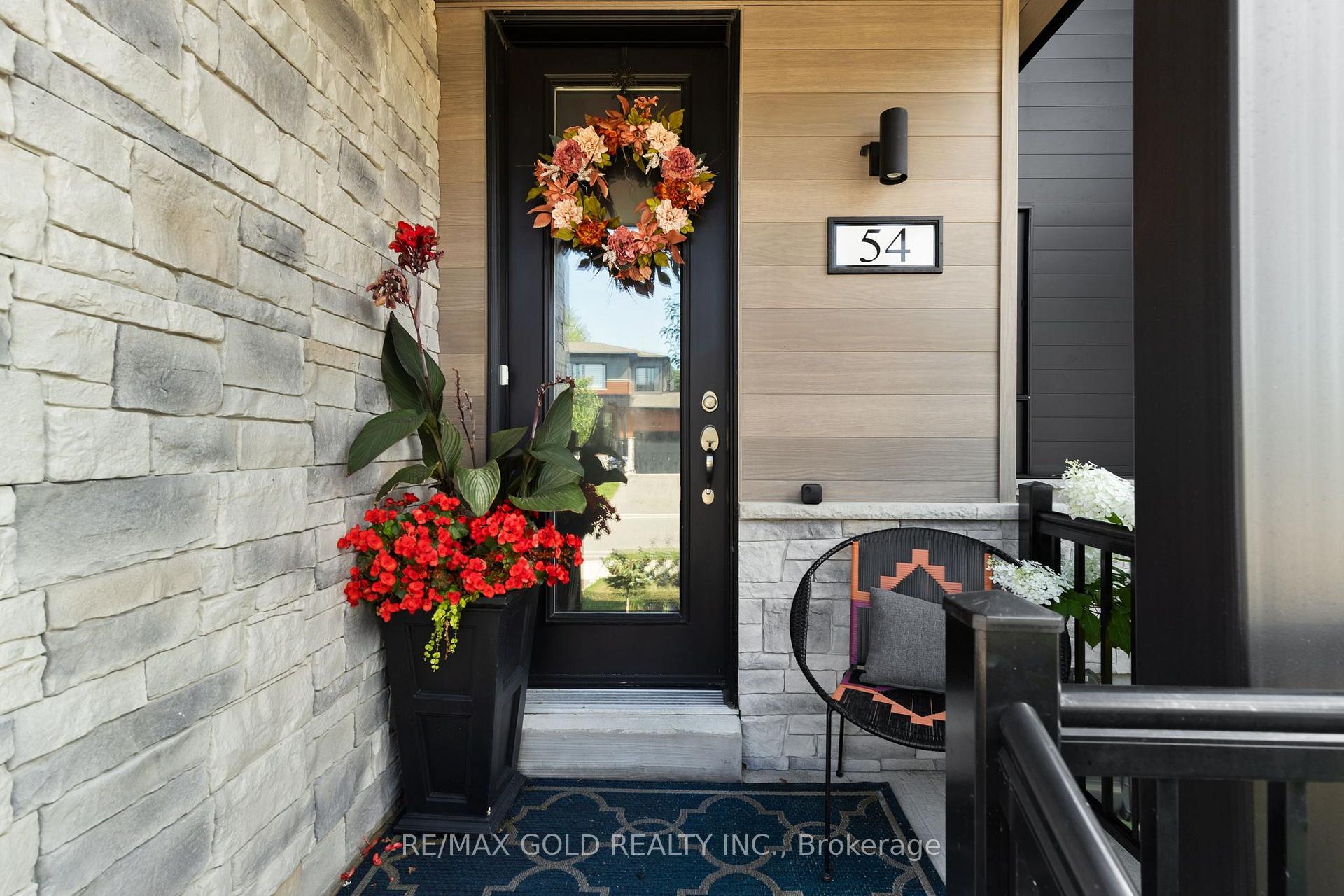Photo 5 of 54 Eberhardt Drive, Wasaga Beach — HOMEH