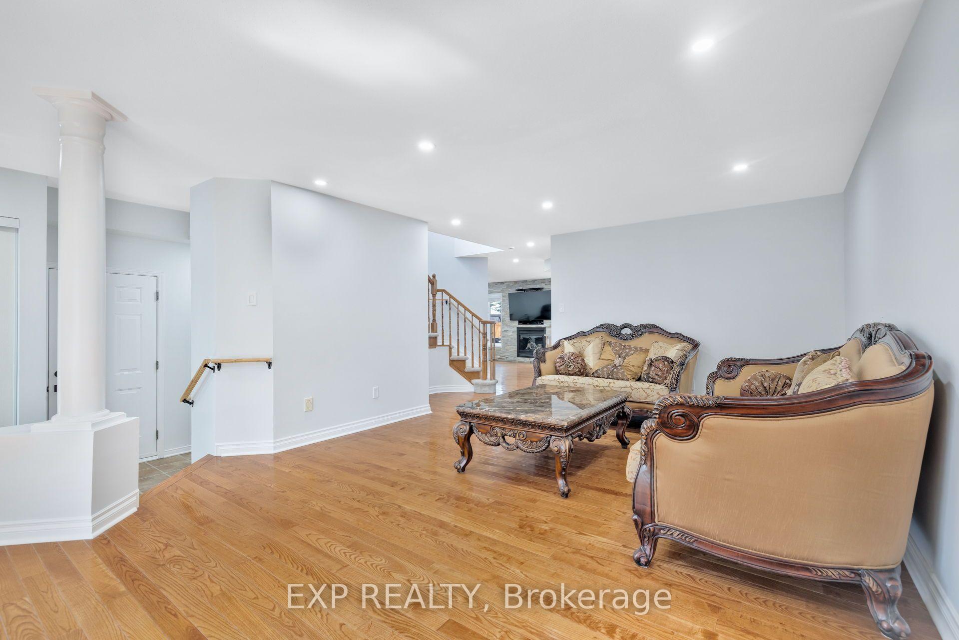 Photo 9 of 114 Ashmore Drive, Ottawa, Barrhaven - Strandherd — HOMEH
