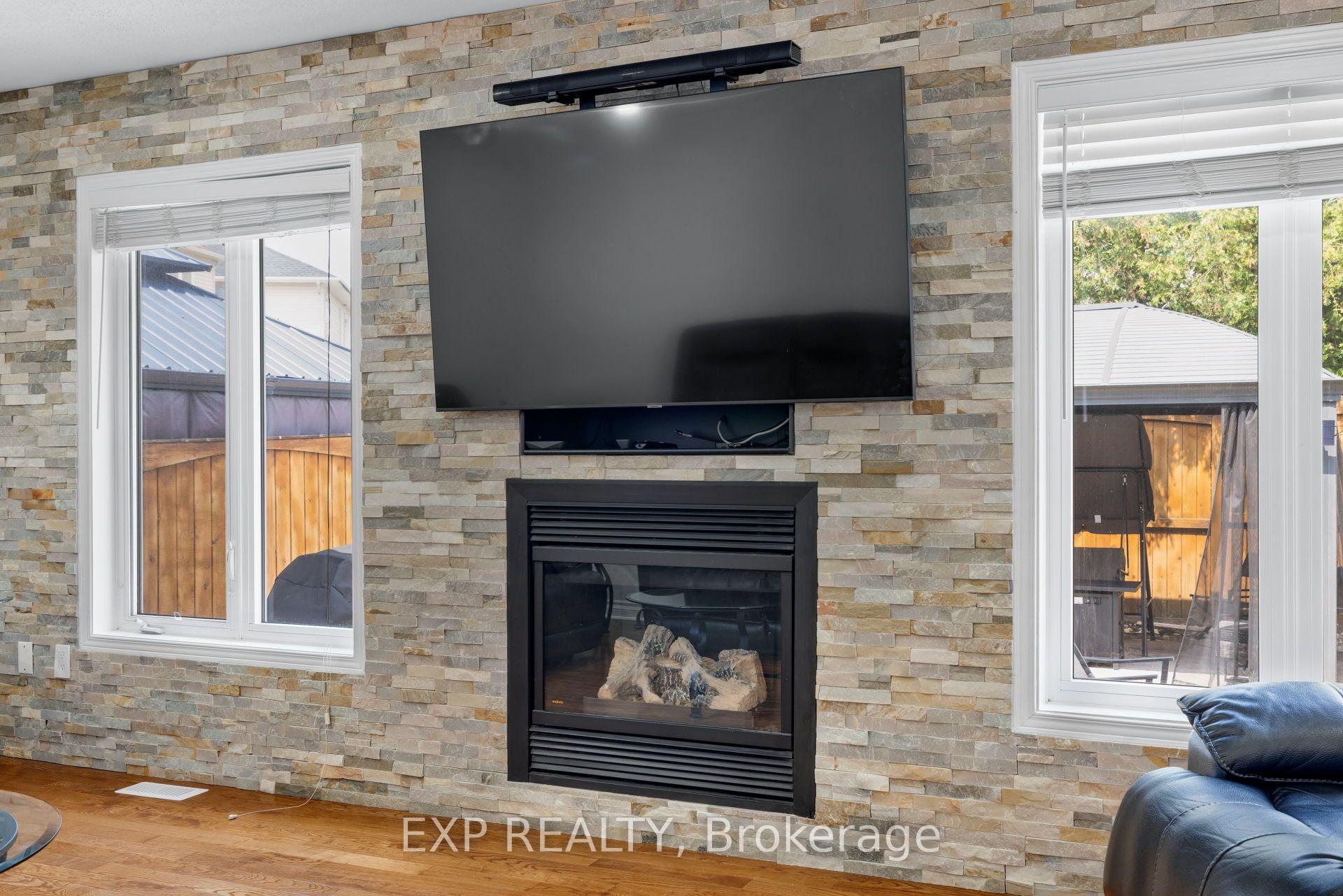 Photo 14 of 114 Ashmore Drive, Ottawa, Barrhaven - Strandherd — HOMEH