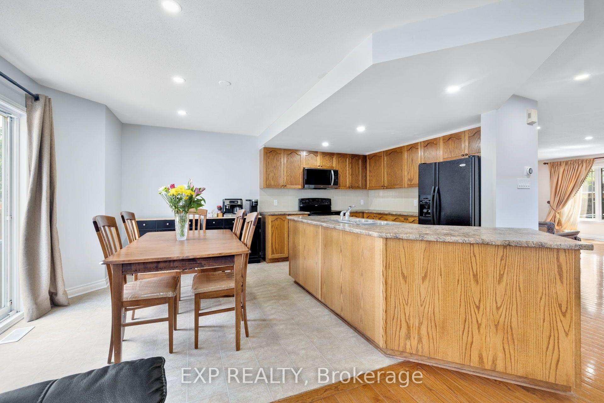 Photo 16 of 114 Ashmore Drive, Ottawa, Barrhaven - Strandherd — HOMEH