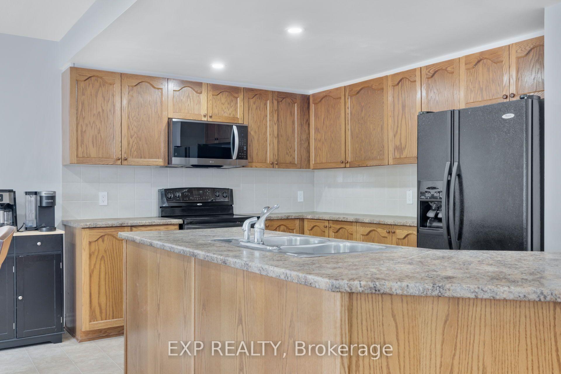 Photo 18 of 114 Ashmore Drive, Ottawa, Barrhaven - Strandherd — HOMEH