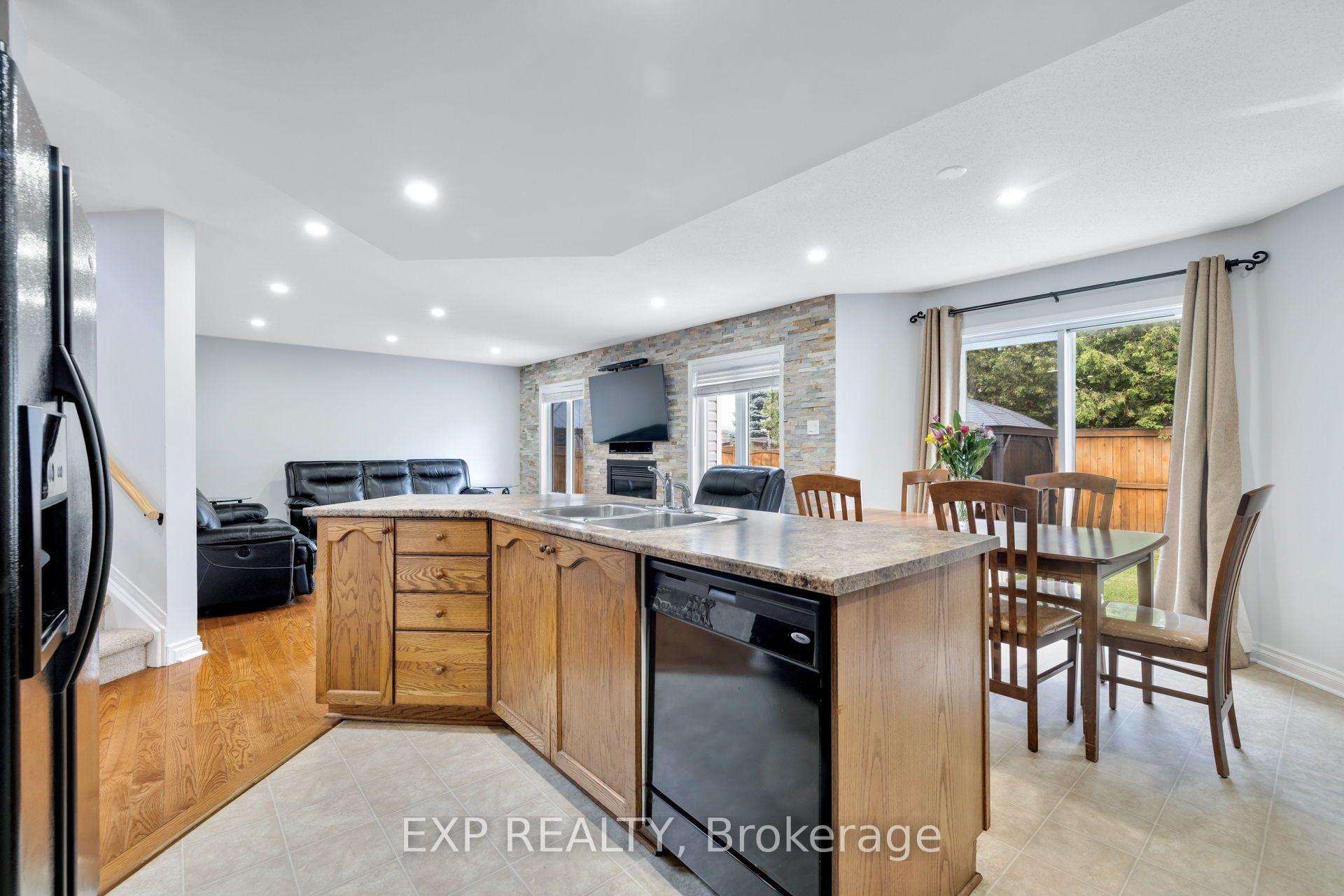 Photo 20 of 114 Ashmore Drive, Ottawa, Barrhaven - Strandherd — HOMEH