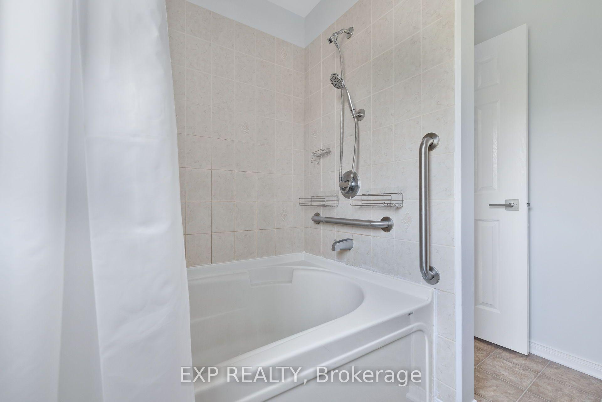 Photo 31 of 114 Ashmore Drive, Ottawa, Barrhaven - Strandherd — HOMEH