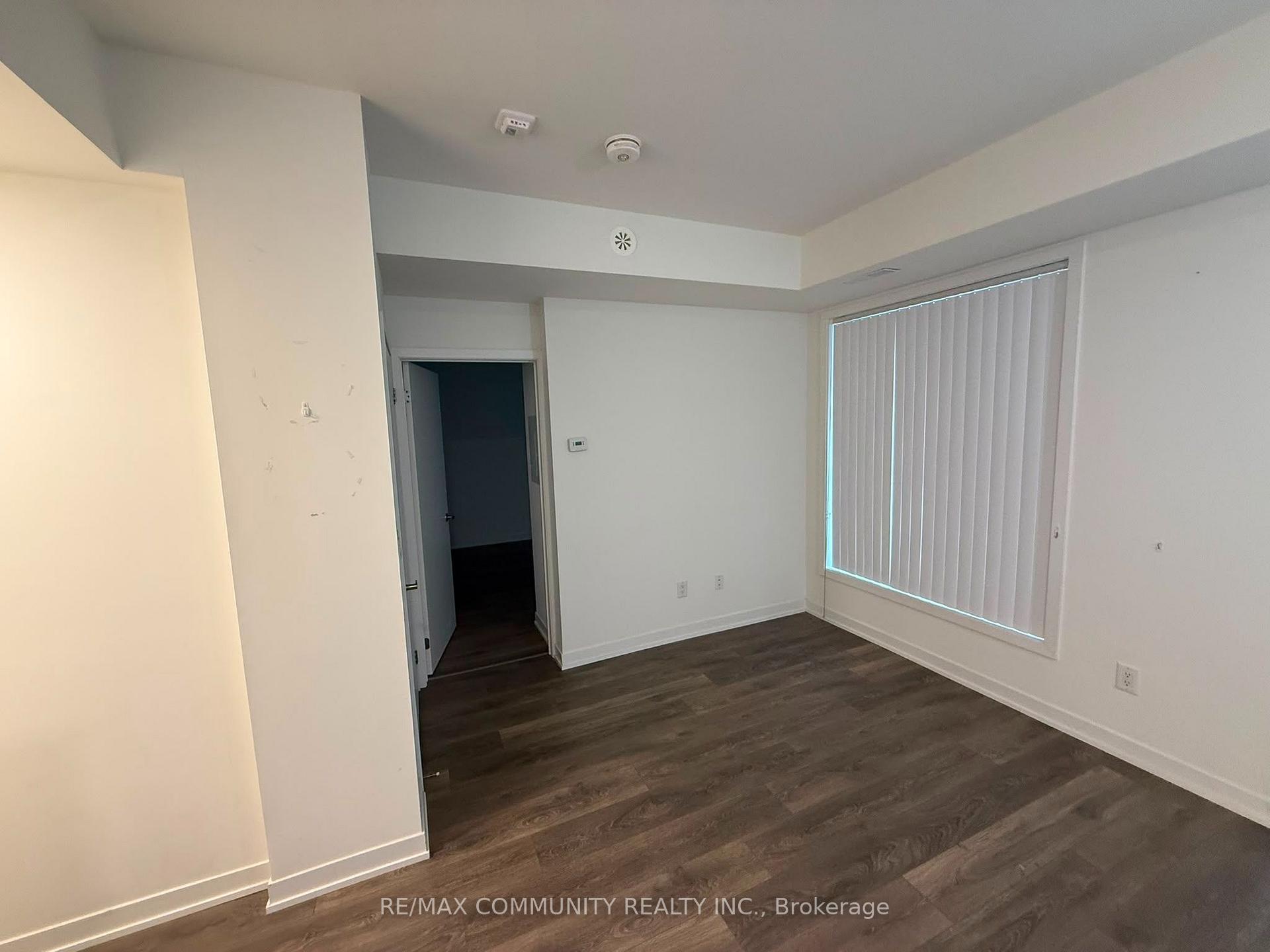 Photo 6 of Unit 109, 130 Canon Jackson Drive, North York, Beechborough-Greenbrook — HOMEH