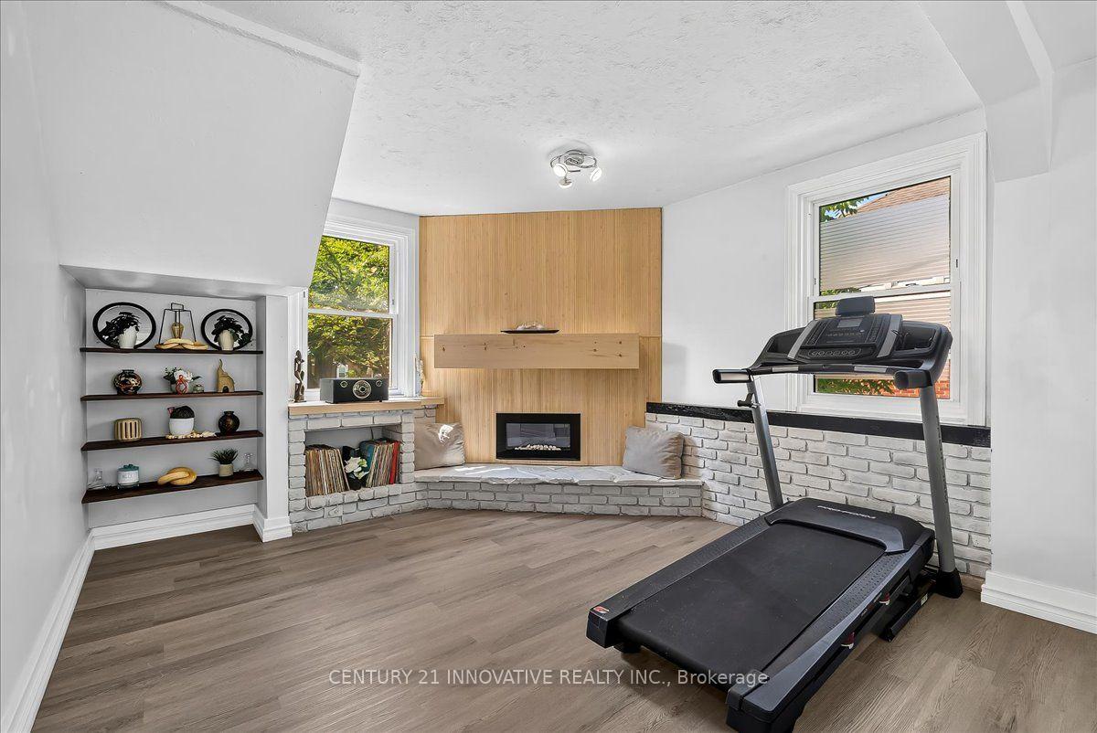 Photo 15 of 5709 Hanan Avenue, Niagara Falls, Hospital — HOMEH