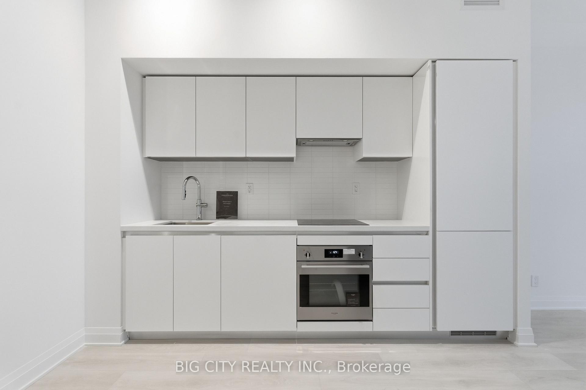 Photo 6 of Unit 201, 25 Frederick Todd Way, Toronto, Thorncliffe Park — HOMEH
