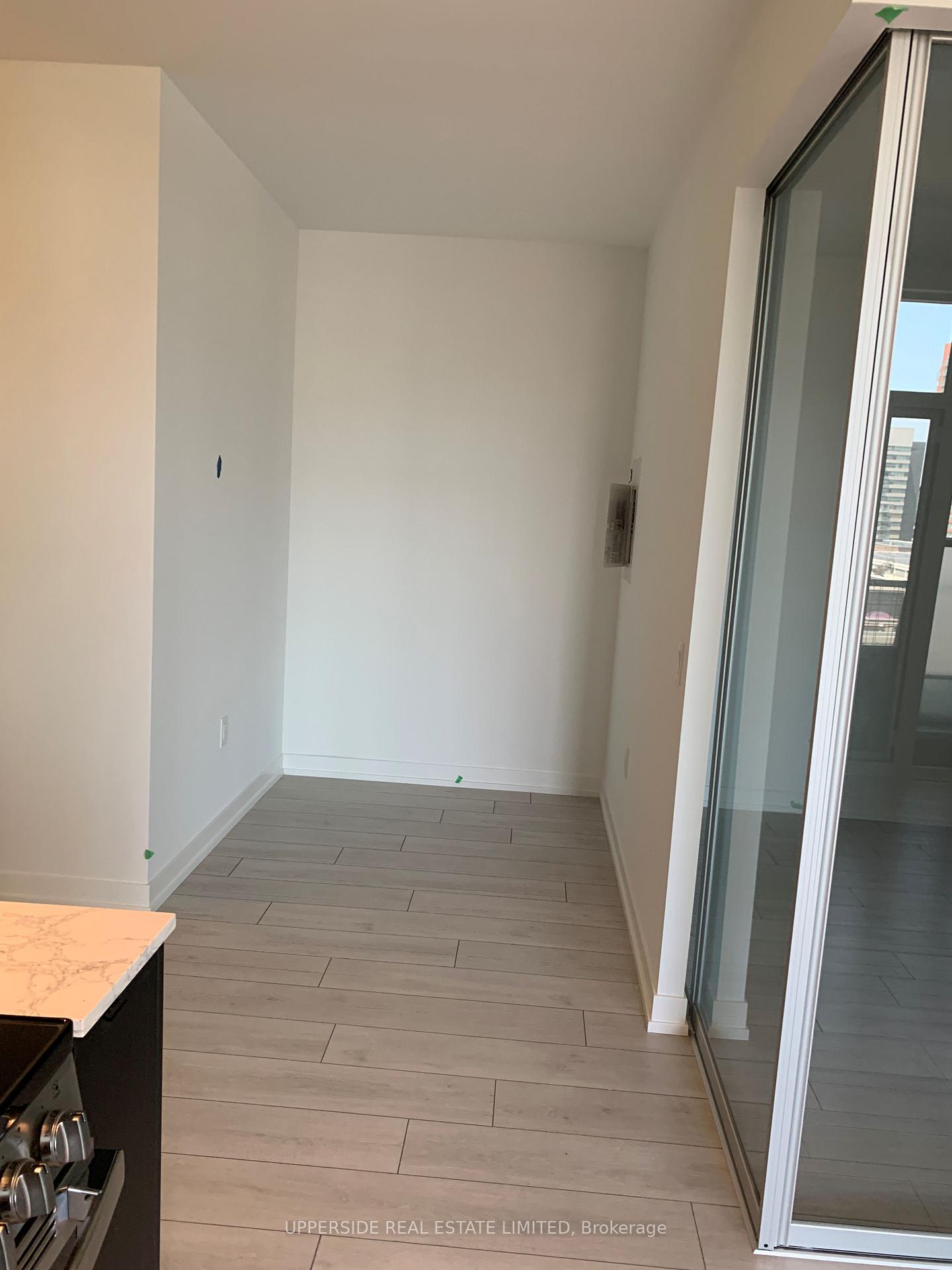 Photo 8 of Unit 401, 270 Dufferin Street, Toronto, South Parkdale — HOMEH