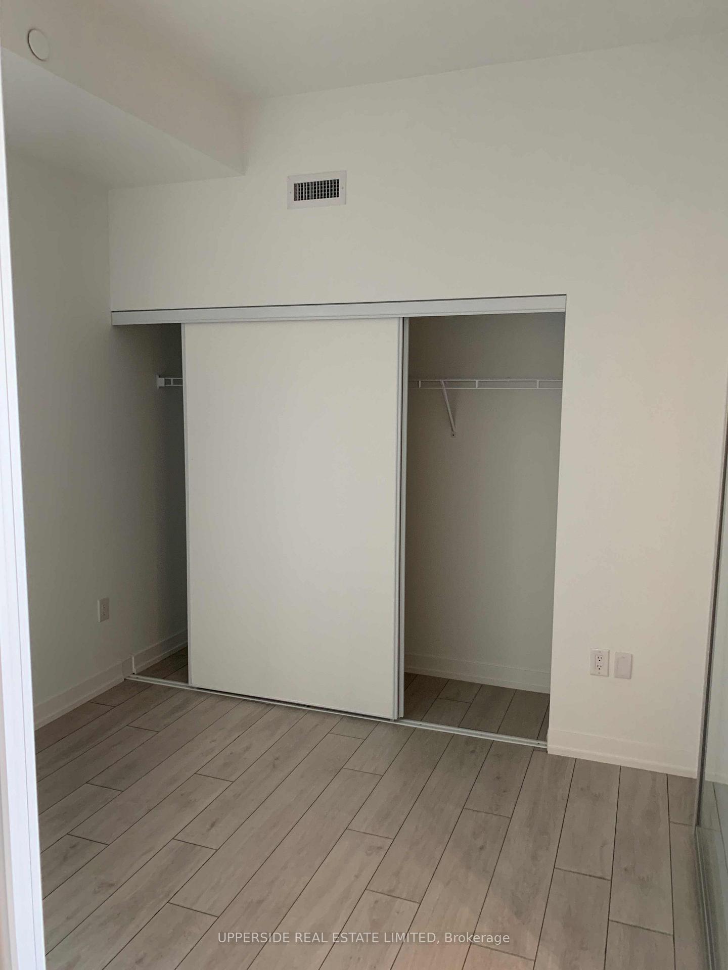 Photo 9 of Unit 401, 270 Dufferin Street, Toronto, South Parkdale — HOMEH