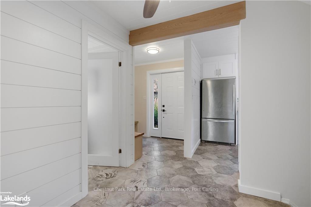 Photo 5 of Unit 7, 39 Southbank Drive, Bracebridge — HOMEH