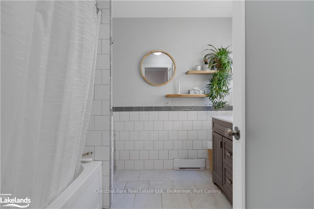 Photo 16 of Unit 7, 39 Southbank Drive, Bracebridge — HOMEH