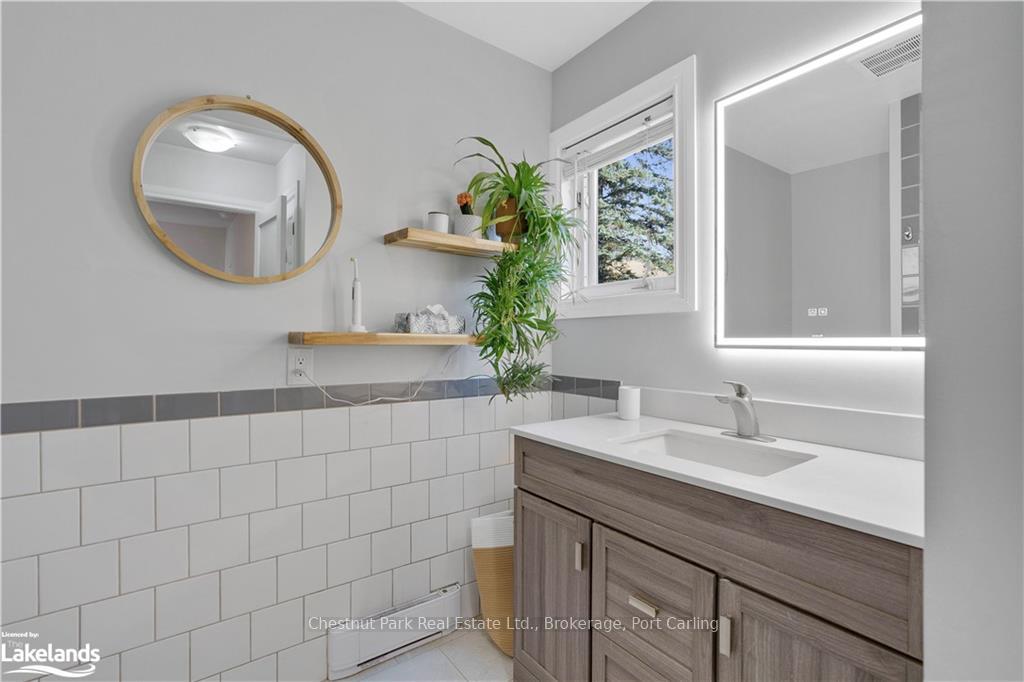 Photo 18 of Unit 7, 39 Southbank Drive, Bracebridge — HOMEH