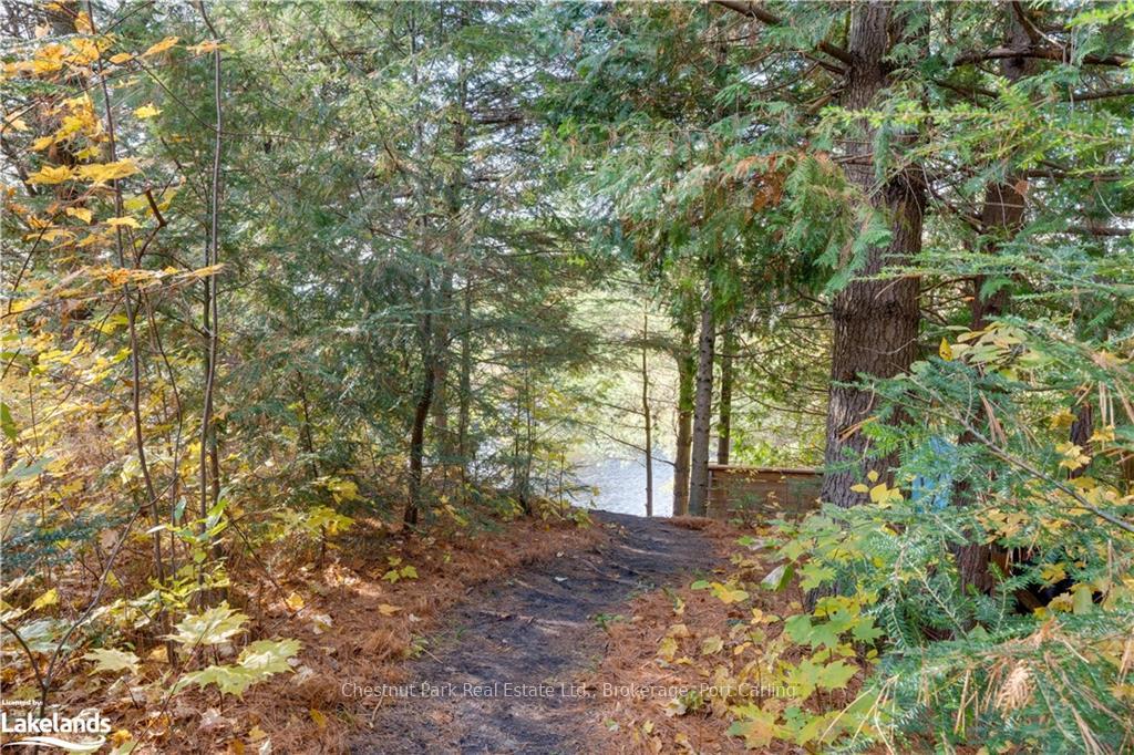 Photo 29 of Unit 7, 39 Southbank Drive, Bracebridge — HOMEH