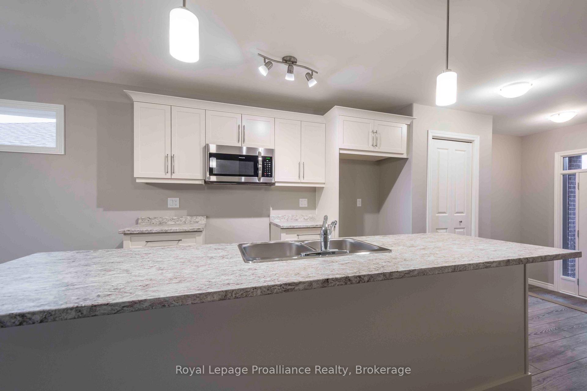 Photo 7 of 45 Dewal Place, Belleville, Belleville Ward — HOMEH