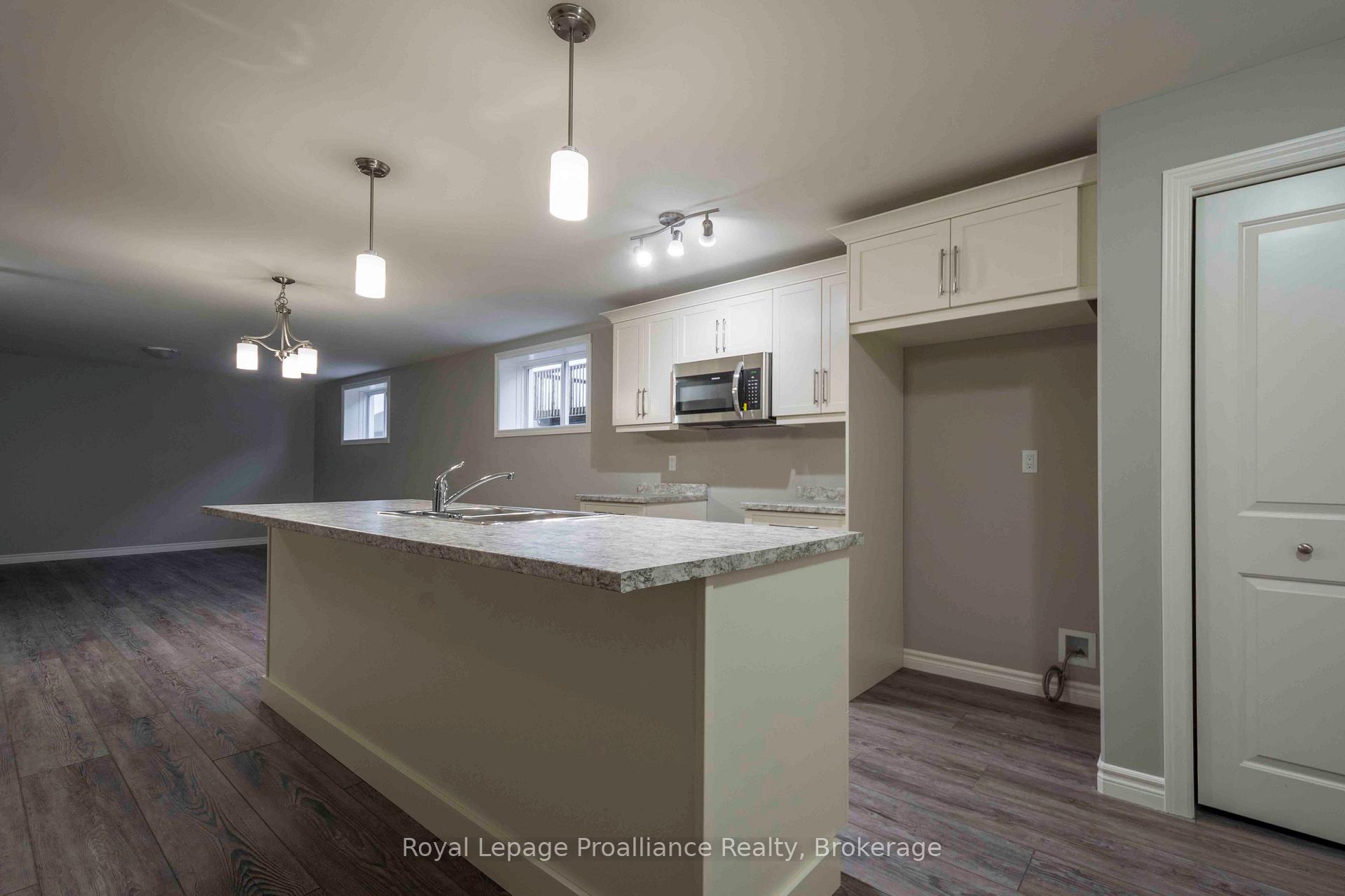 Photo 16 of 45 Dewal Place, Belleville, Belleville Ward — HOMEH