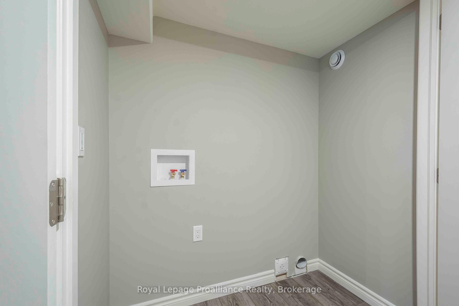 Photo 27 of 45 Dewal Place, Belleville, Belleville Ward — HOMEH
