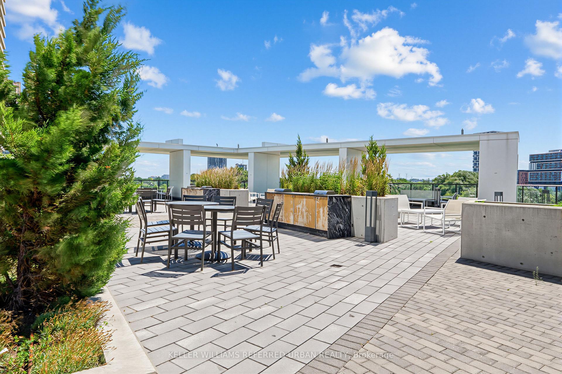 Photo 10 of Unit 3706, 8 Water Walk Drive, Markham, Unionville — HOMEH