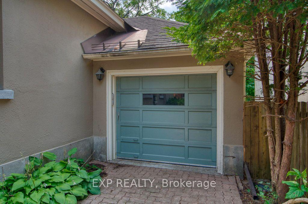 Photo 3 of Unit A, 304 Stewart Street, Ottawa, Sandy Hill — HOMEH