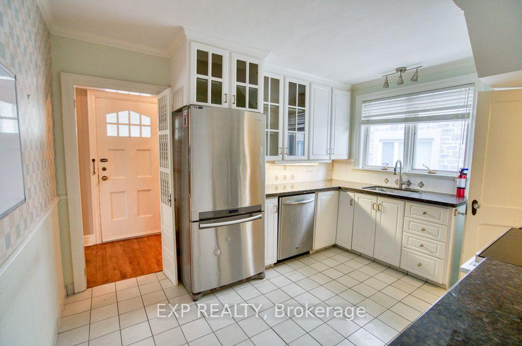Photo 15 of Unit A, 304 Stewart Street, Ottawa, Sandy Hill — HOMEH