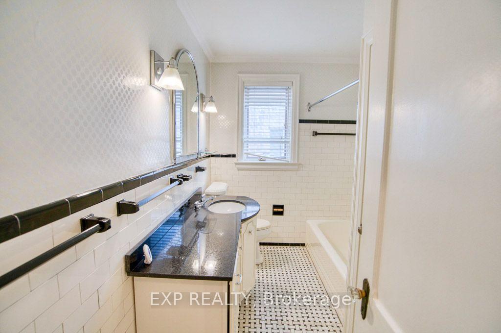 Photo 19 of Unit A, 304 Stewart Street, Ottawa, Sandy Hill — HOMEH