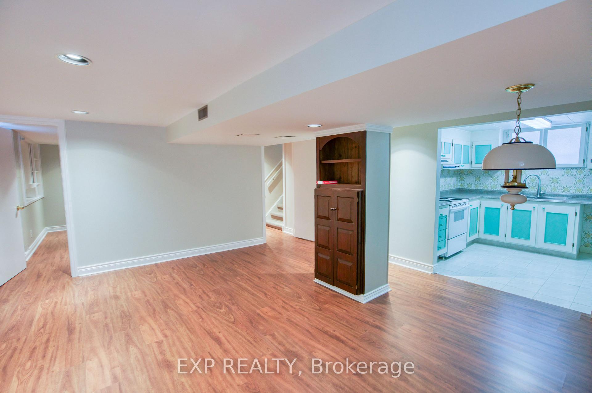 Photo 9 of Unit B, 304 Stewart Street, Ottawa, Sandy Hill — HOMEH