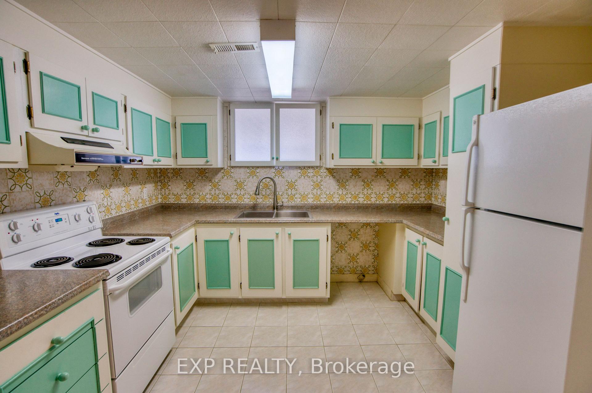 Photo 10 of Unit B, 304 Stewart Street, Ottawa, Sandy Hill — HOMEH