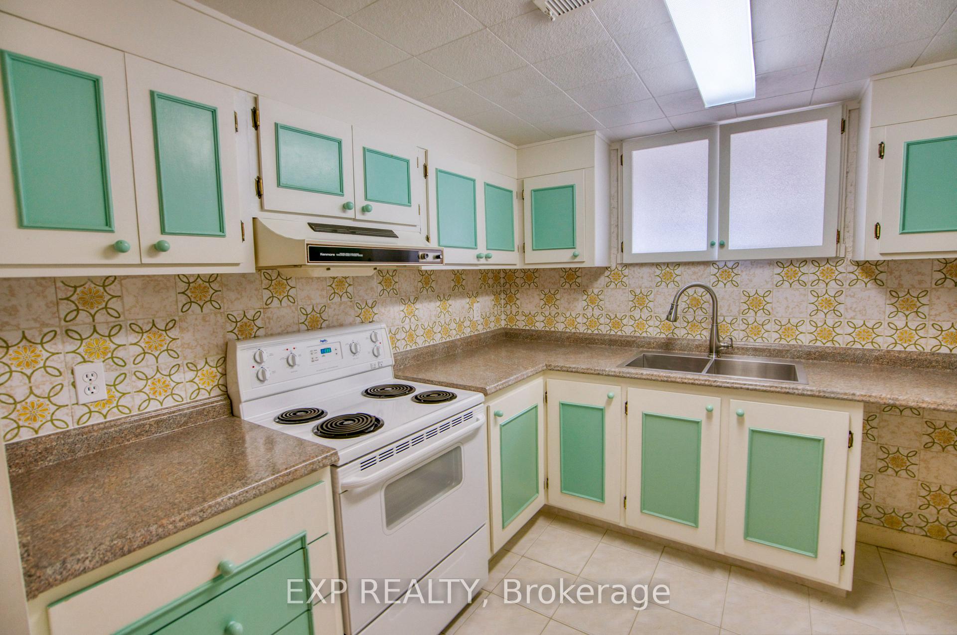Photo 11 of Unit B, 304 Stewart Street, Ottawa, Sandy Hill — HOMEH