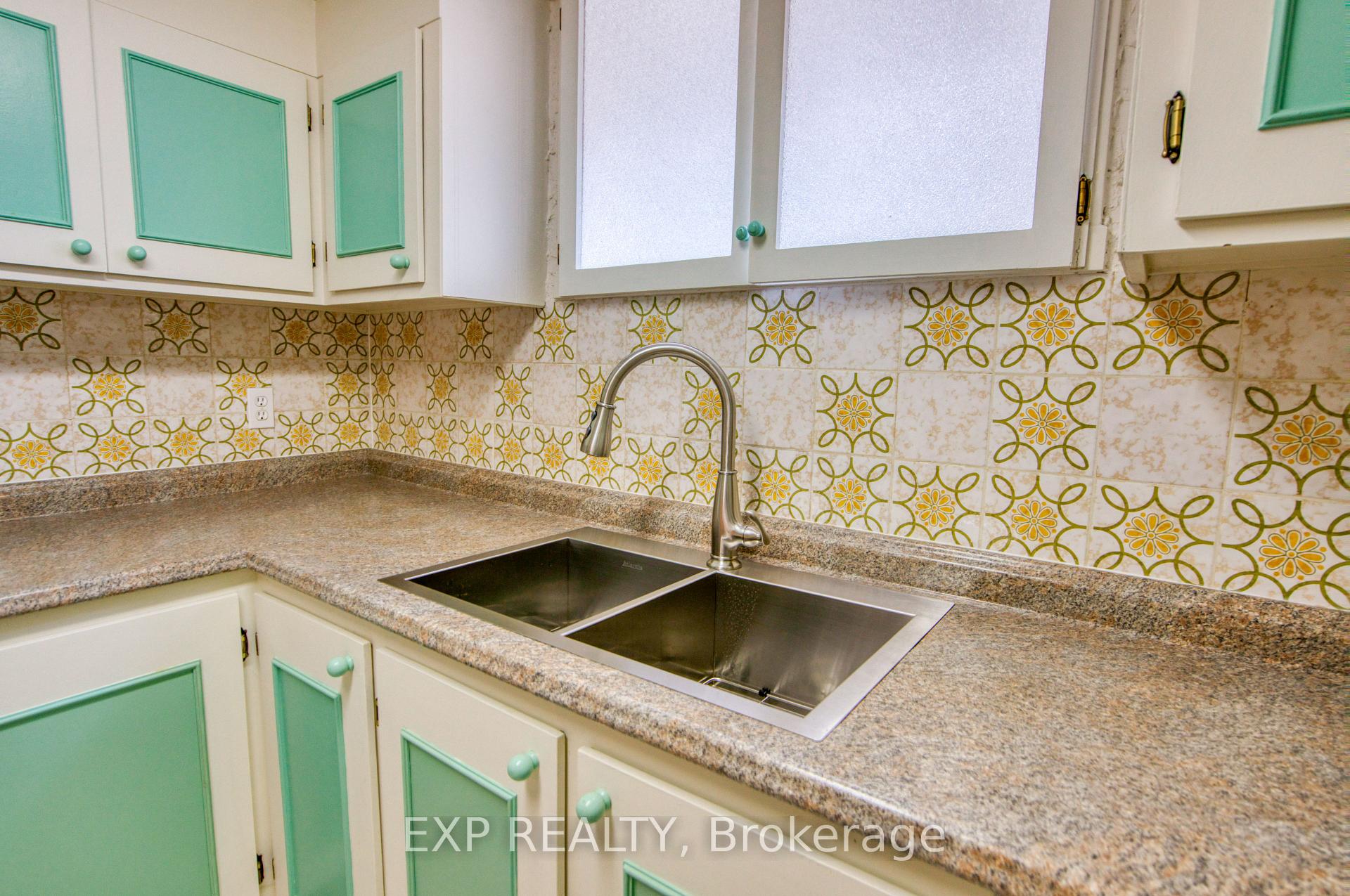 Photo 14 of Unit B, 304 Stewart Street, Ottawa, Sandy Hill — HOMEH