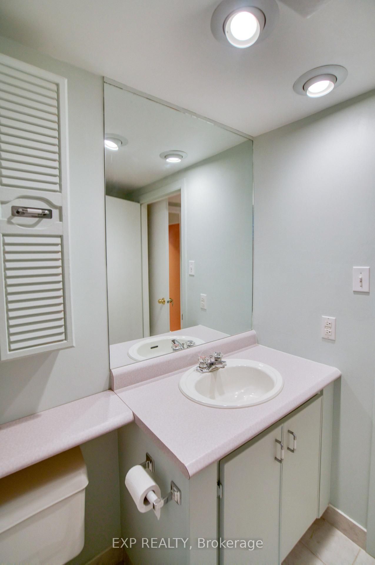 Photo 18 of Unit B, 304 Stewart Street, Ottawa, Sandy Hill — HOMEH