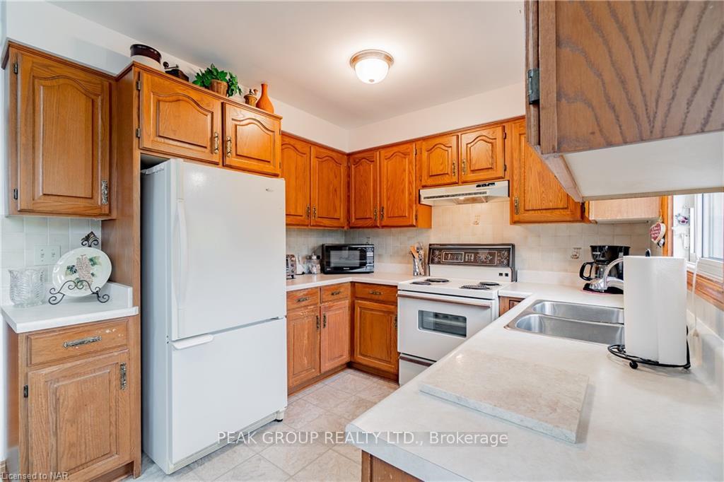 Photo 9 of 7180 Freeman Street, Niagara Falls, Morrison — HOMEH