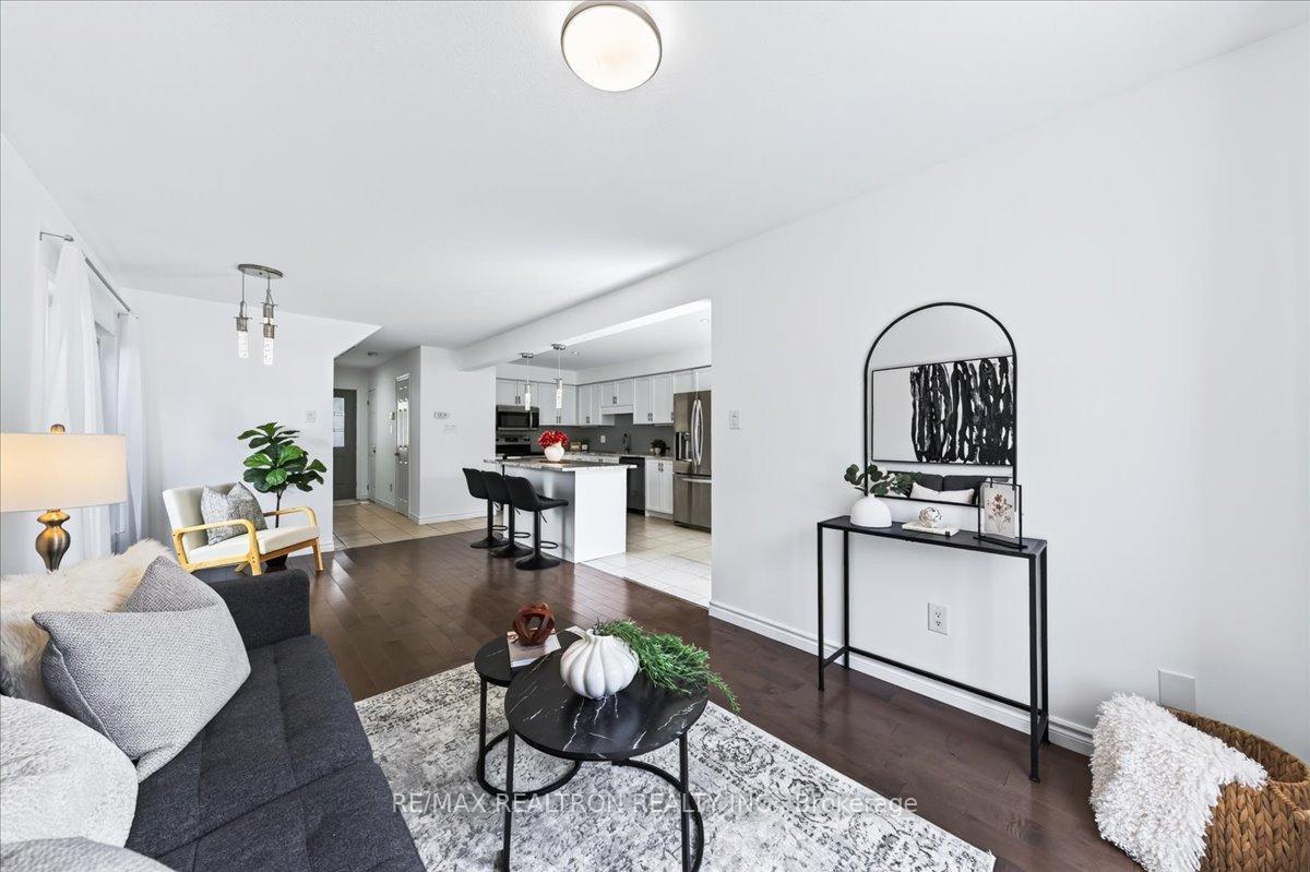 Photo 23 of 21 Brandy Crescent, Kitchener, Grand River North — HOMEH