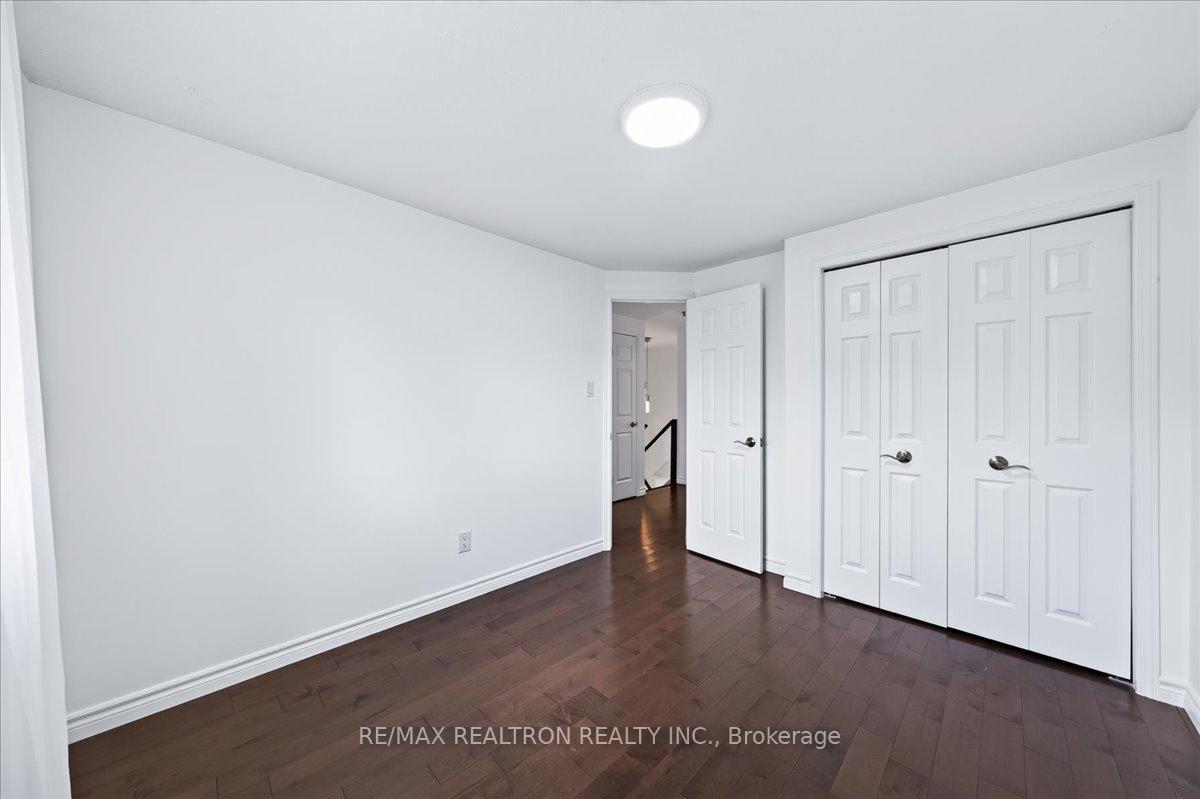 Photo 33 of 21 Brandy Crescent, Kitchener, Grand River North — HOMEH