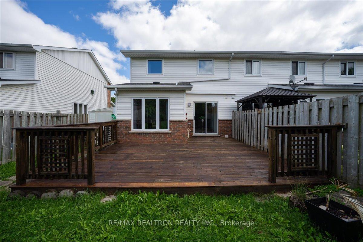 Photo 46 of 21 Brandy Crescent, Kitchener, Grand River North — HOMEH