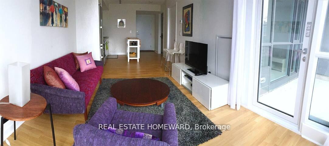 Front of Unit 1803, 295 Adelaide Street W