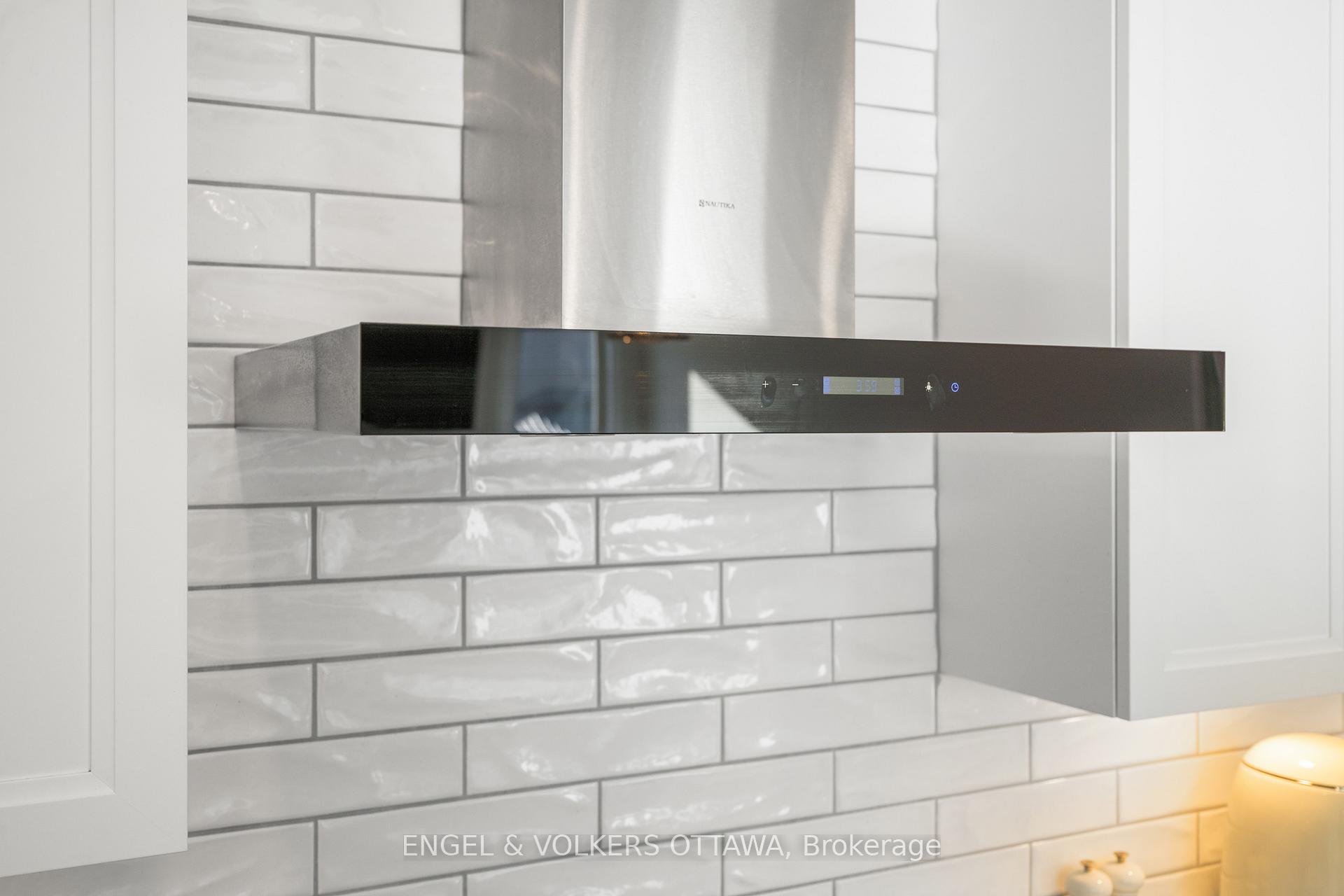 Photo 29 of 777 Coast Circle, Ottawa, Mahogany Community — HOMEH