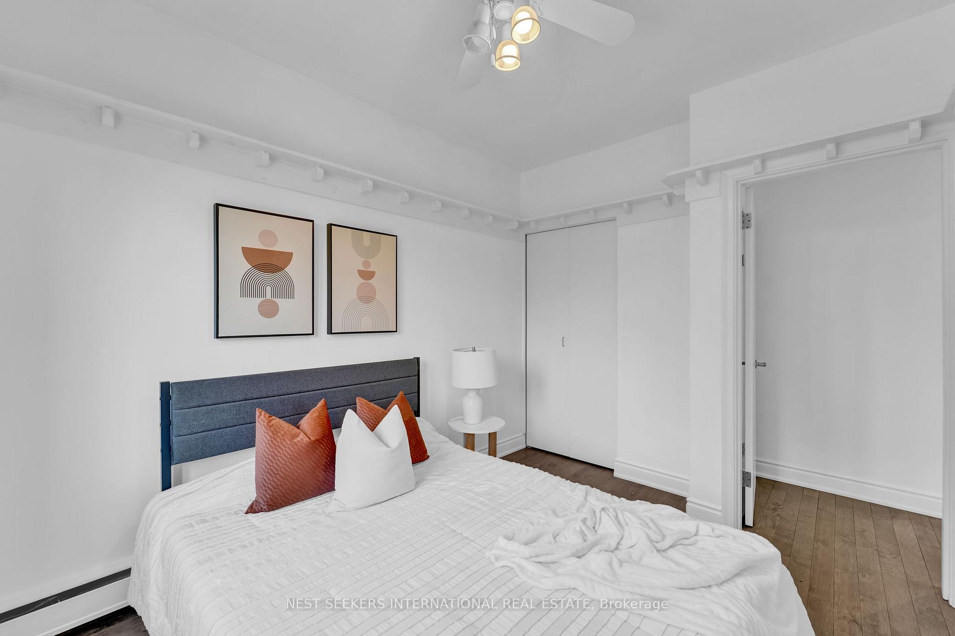 Photo 17 of 42 Fordwich Crescent, Etobicoke, Rexdale-Kipling — HOMEH